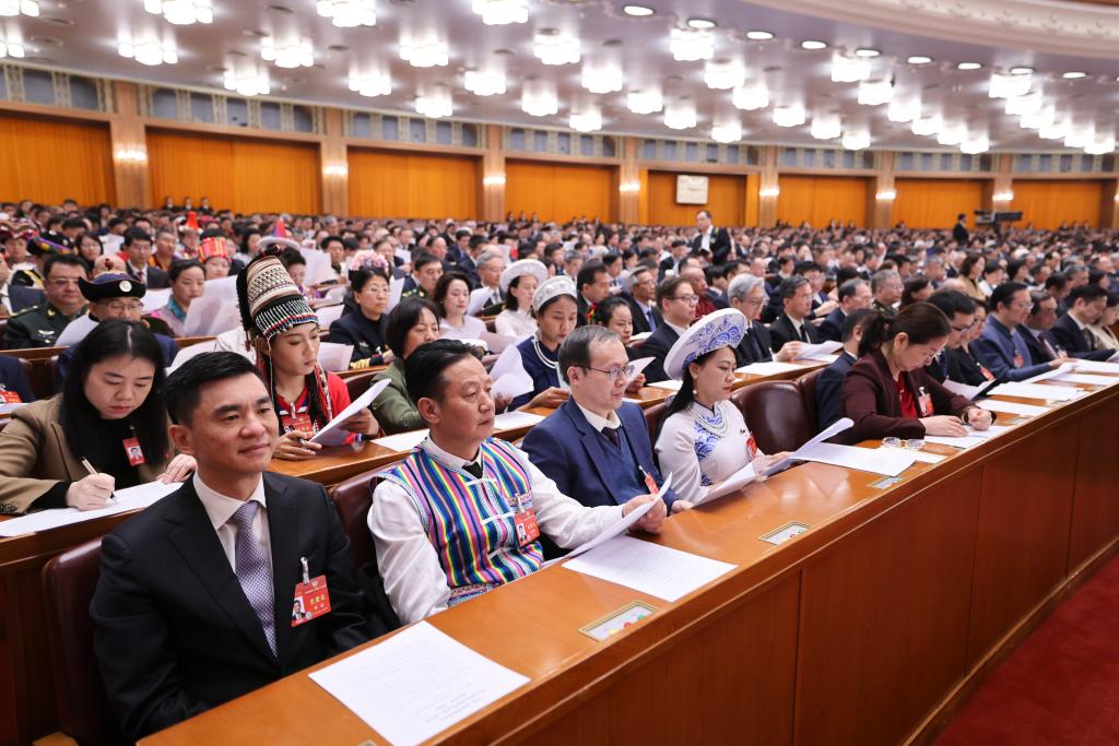 3月10日，中國人民政治協(xié)商會議第十四屆全國委員會第二次會議在北京人民大會堂舉行閉幕會。新華社記者 邢廣利 攝